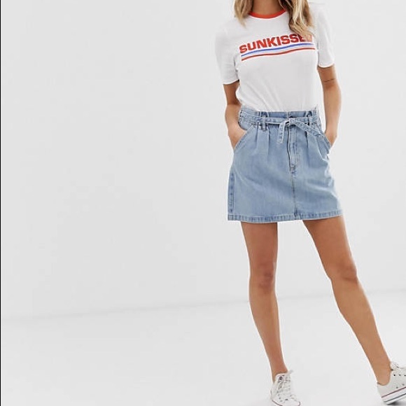 Paperbag Tie Waist Denim Mini Skirt - Picture 3 of 8